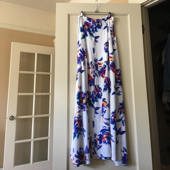 Show Me Your MuMu skirt 💃🏼❤️ - Picture 2 of 5