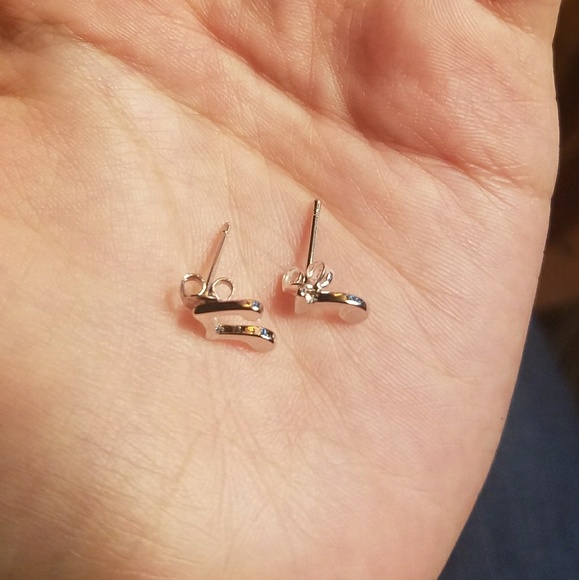 NWOT Adorable 925 Sterling Silver Musical Studs - Picture 4 of 8