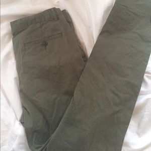 Causal Olive khakis for the everyday wardrobe