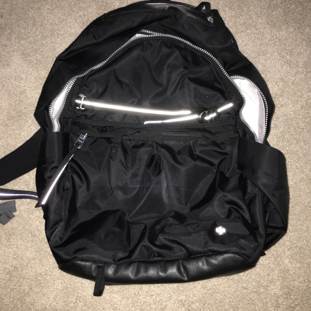 Lulu lemon school backpack! Laptop spot! Durable!
