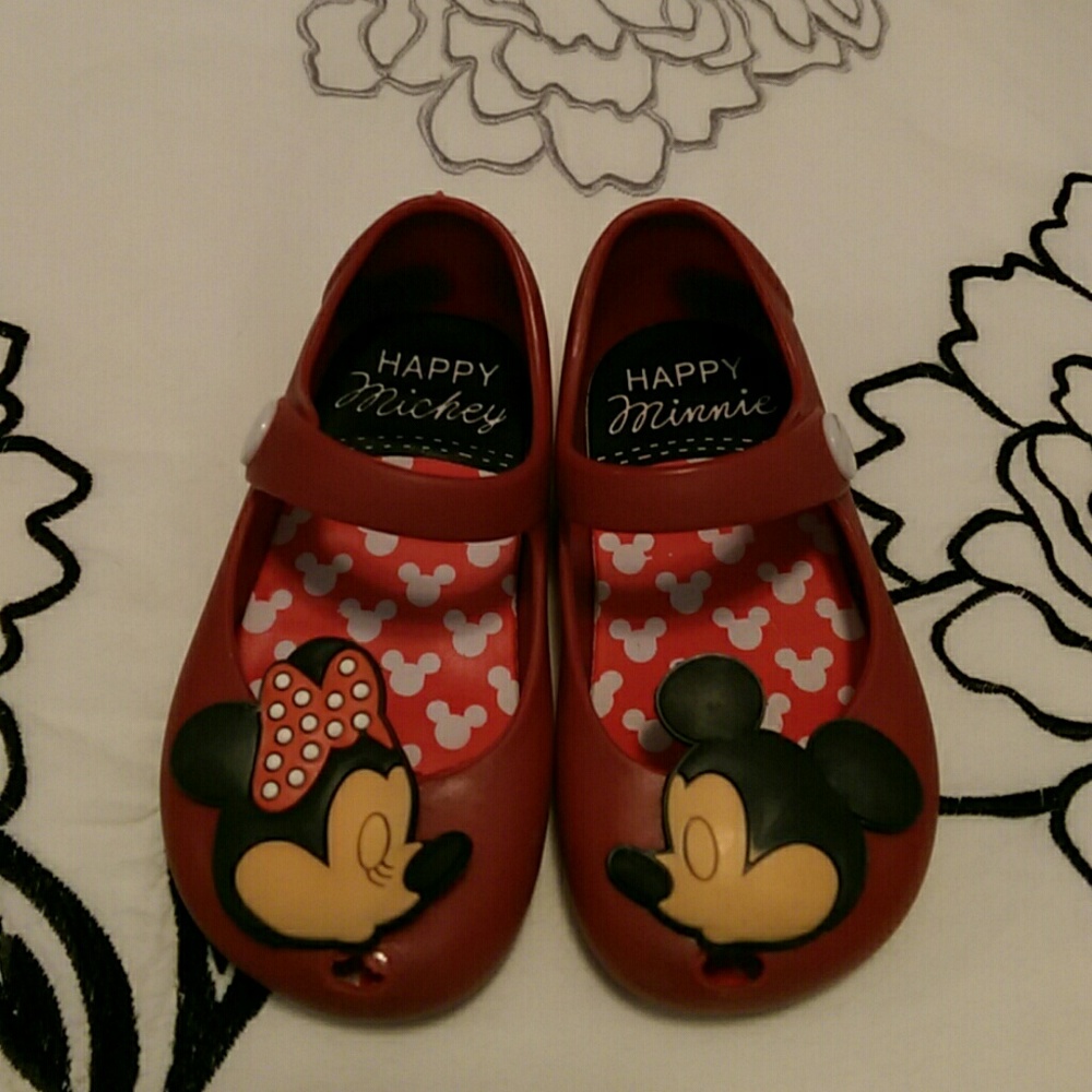 💔SOLD💔Minnie & Mickey shoes