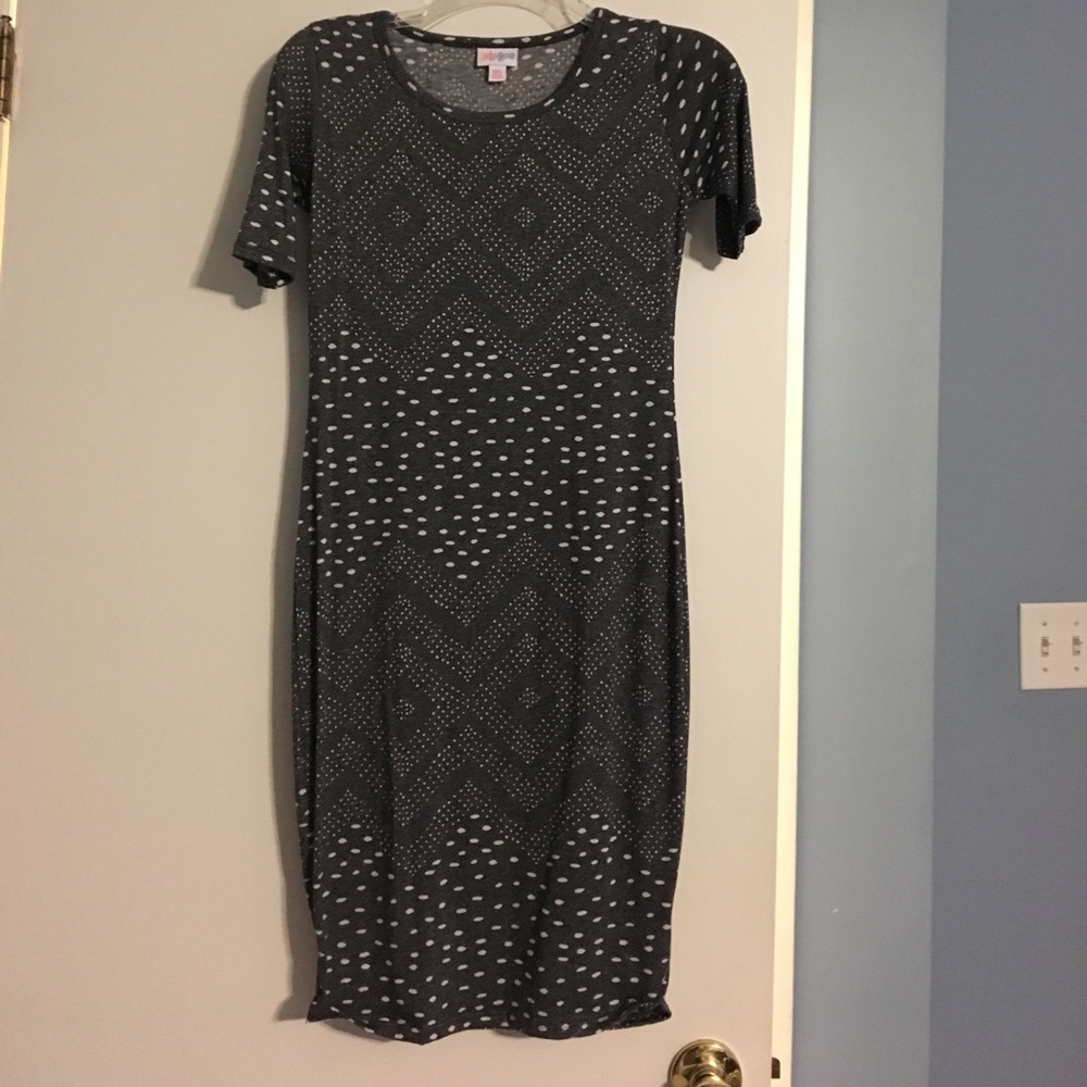 Lulu Roe dress grey