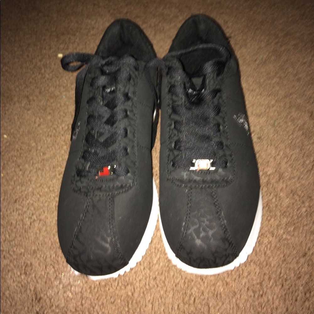 Size 10 shoes black unisex polo shoes