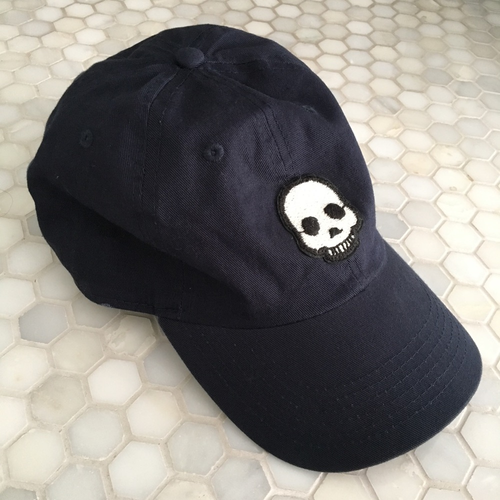 Brandy Melville Skull Hat!