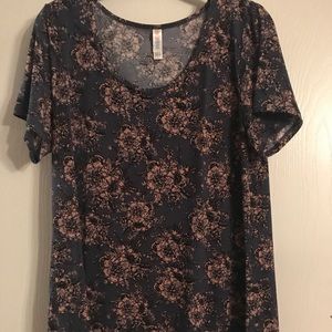 Lularoe Classic T