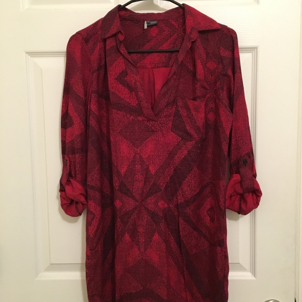 Oversized shirt dress, above the knee