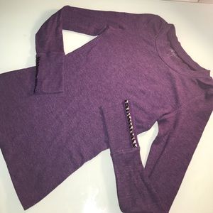 Miley Cyrus long sleeved thermal