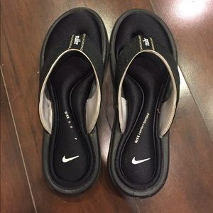 Nike flip flops