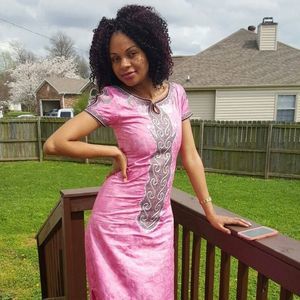 Meet your Posher, Carine