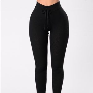 FASHION NOVA Wanderlust Leggings ✨