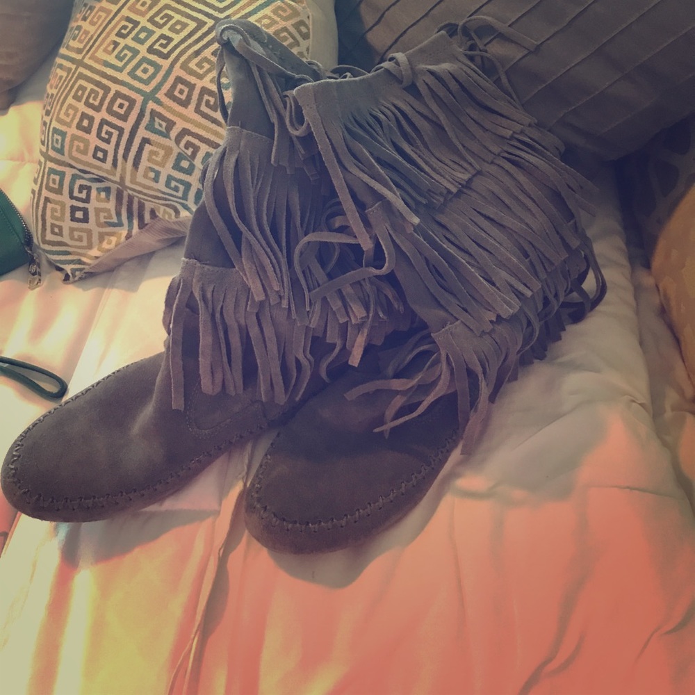 Lauren Conrad boots