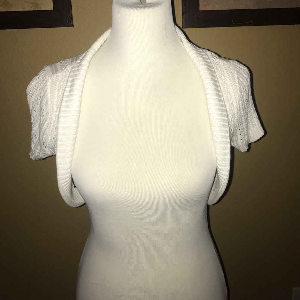 Crochet crop cardigan