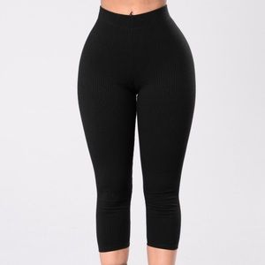 High Waisted Cropped Leggings (fit like a small)