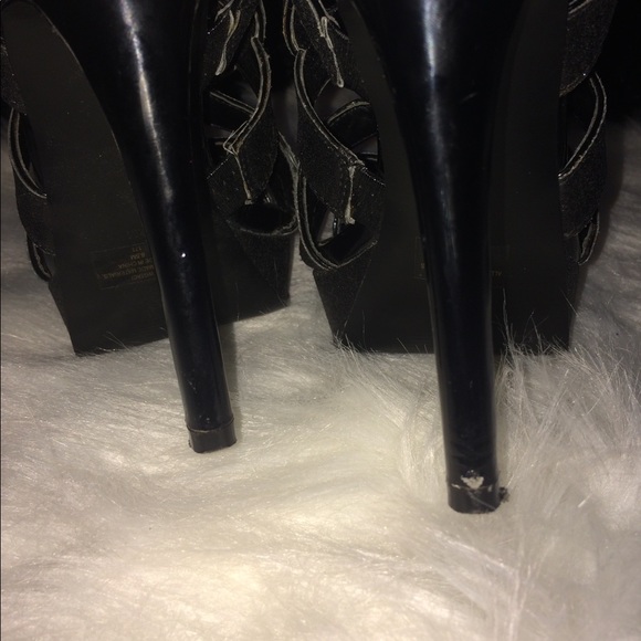 Glittery Guess Black Heels - Picture 3 of 5