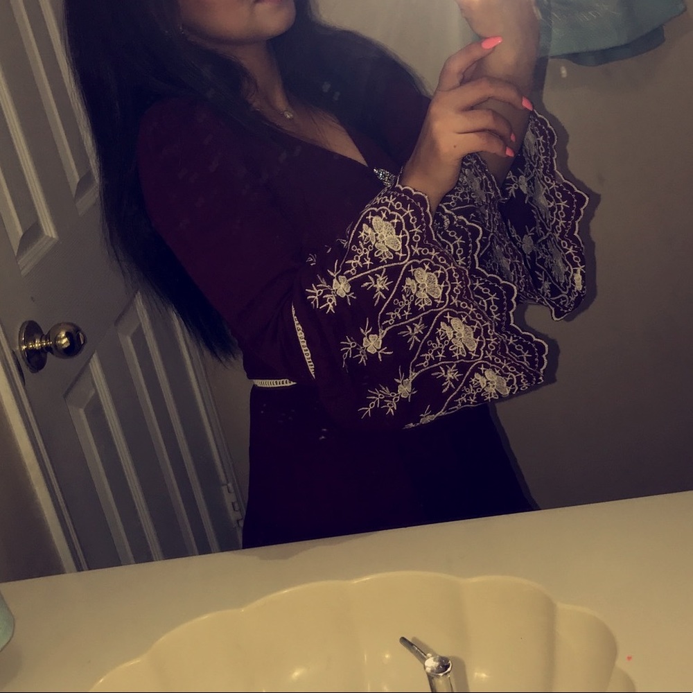 Maroon Romper ♥️ - Picture 3 of 3