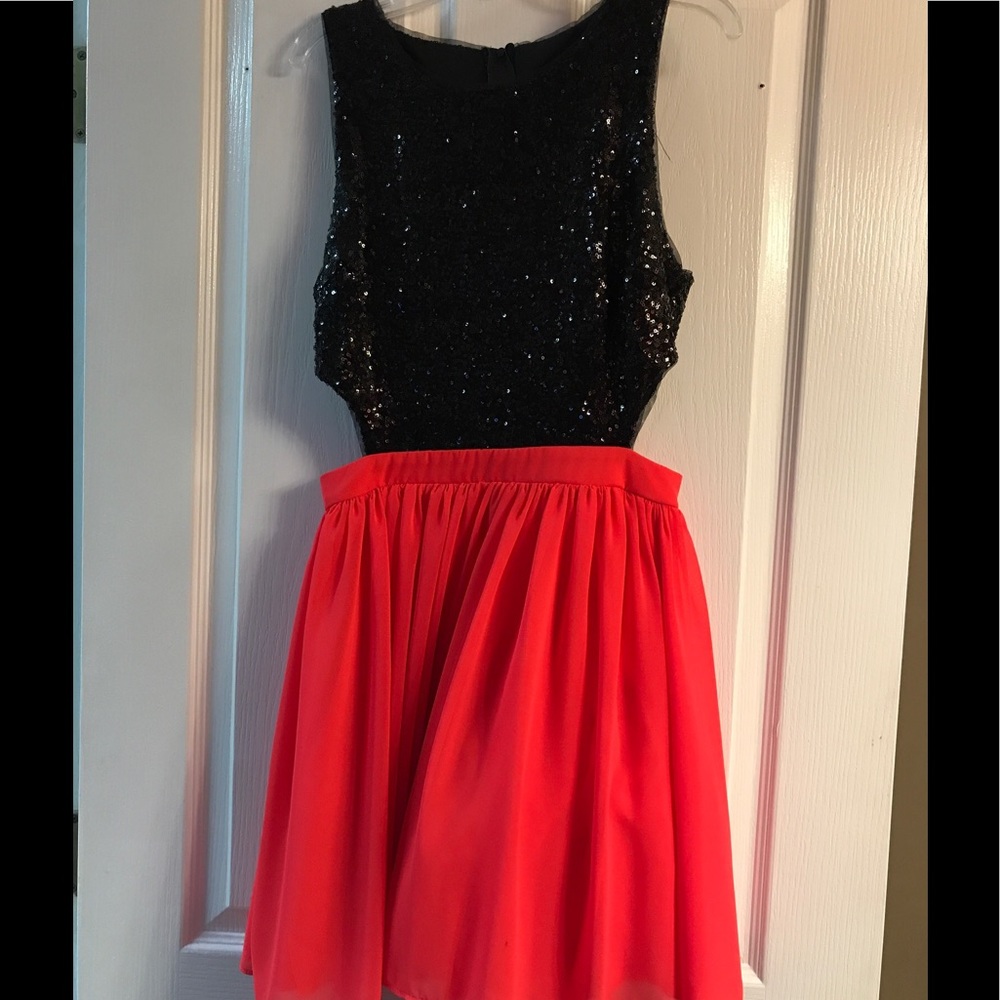 Black sequins cutout homecoming/ cocktail dress!