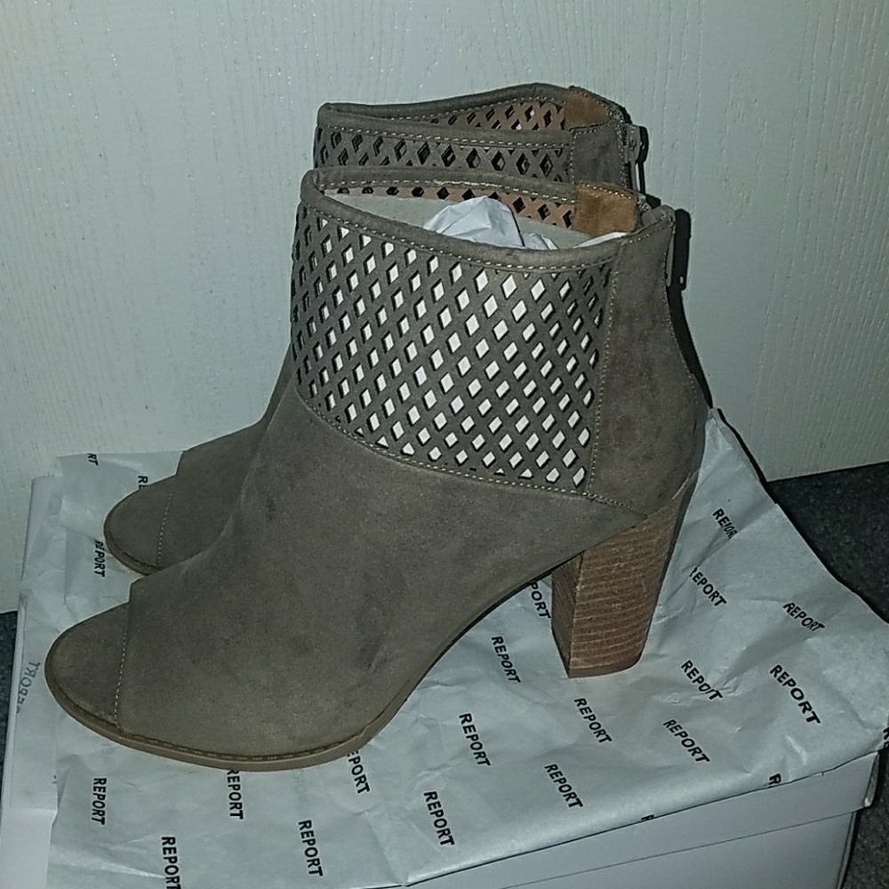 Report Booties
