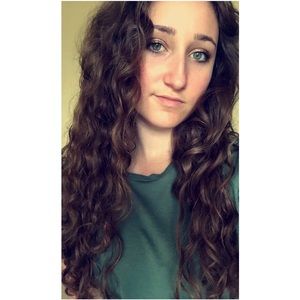 Meet your Posher, Kaitlyn