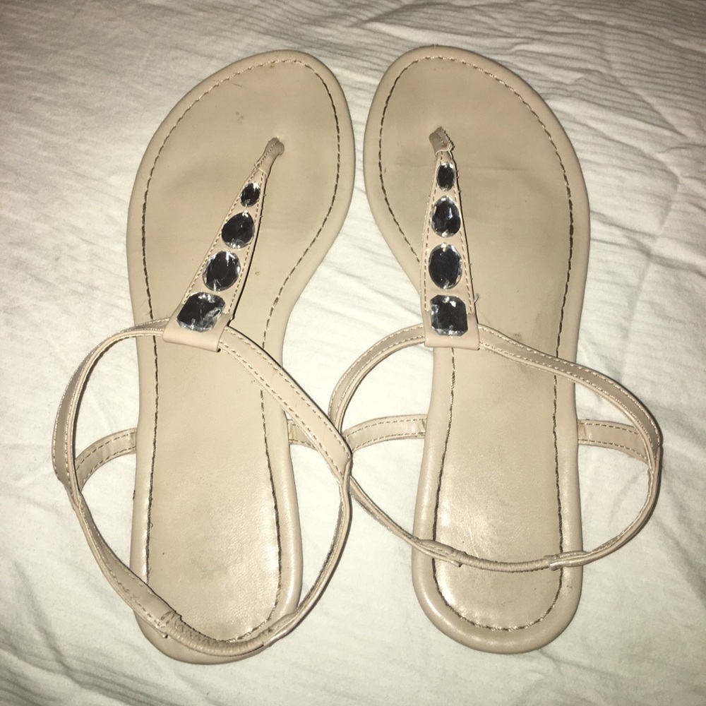 TAN SANDALS