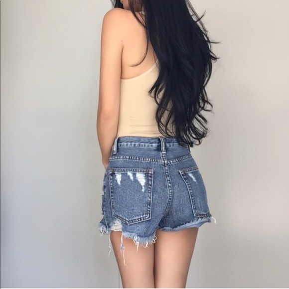 High Waisted Show Pocket Shorts - Picture 4 of 8