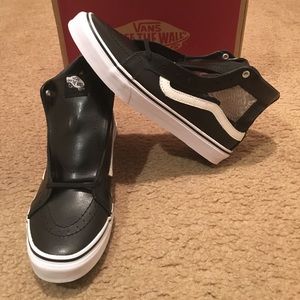 SK8Hi Slim Cutout Vans