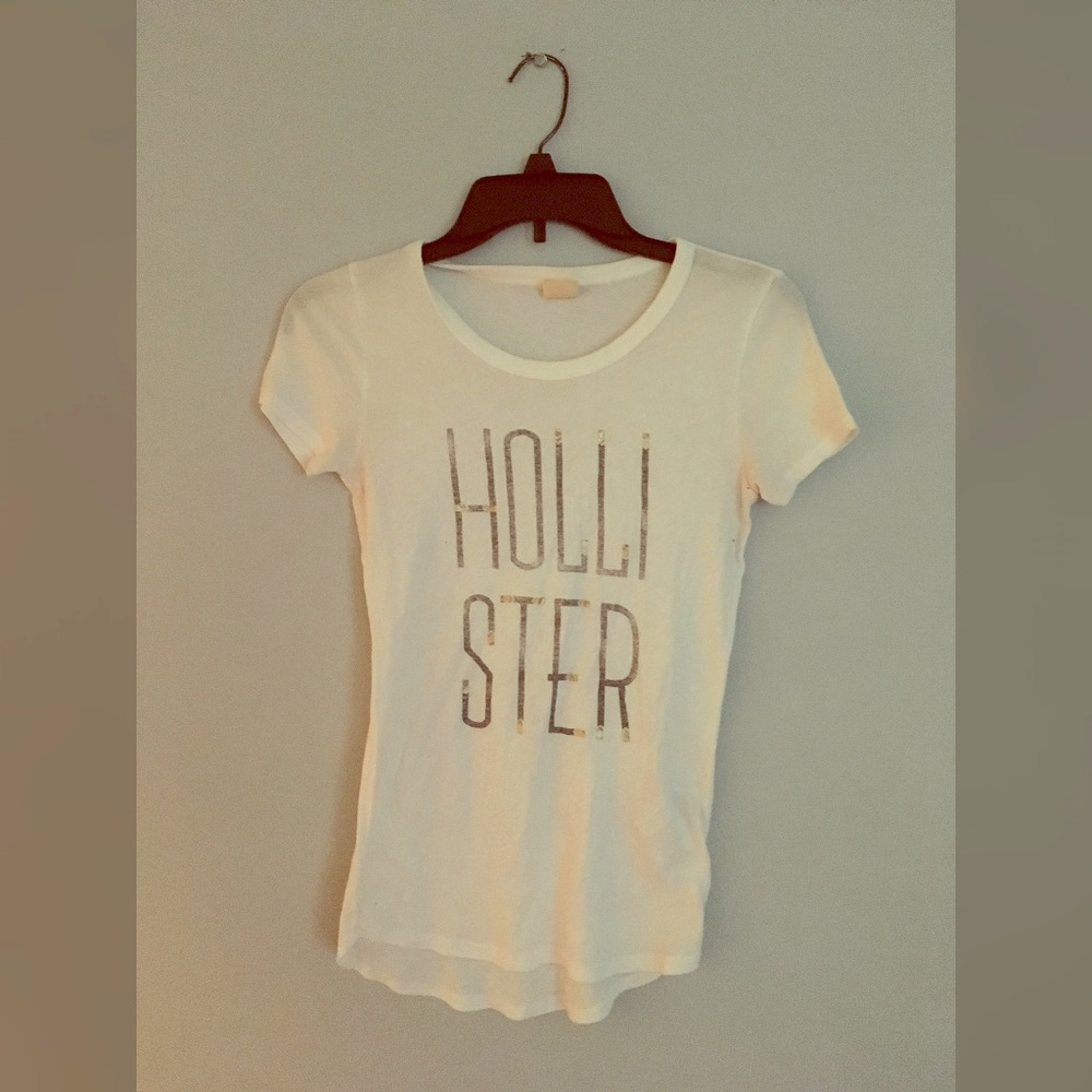 A Hollister white t-shirt