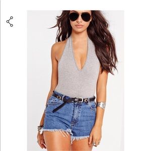 Halter v neck simple grey bodysuit