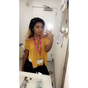 Meet your Posher, Jasmine