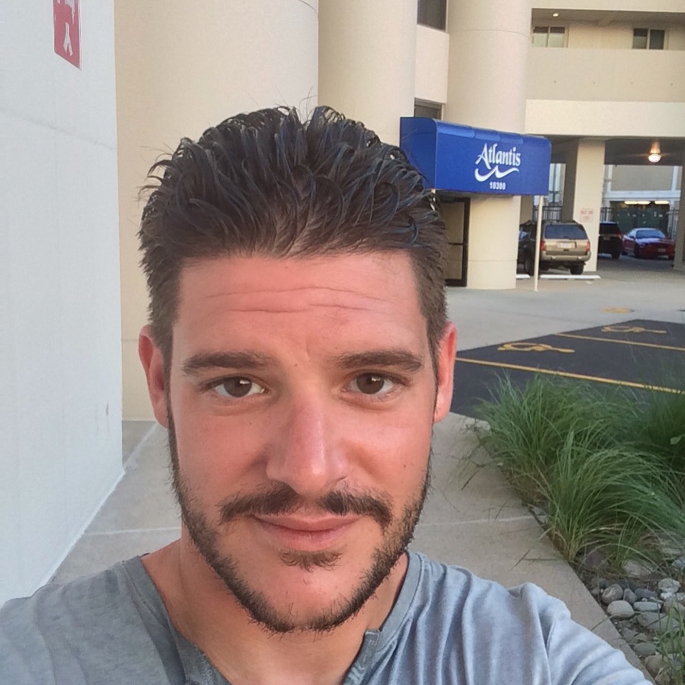 Meet your Posher, Chris