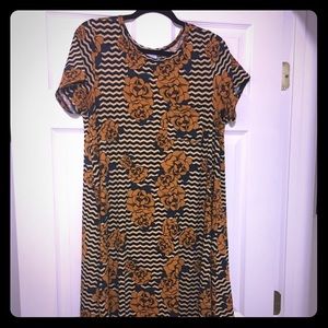 Lularoe Carly size M