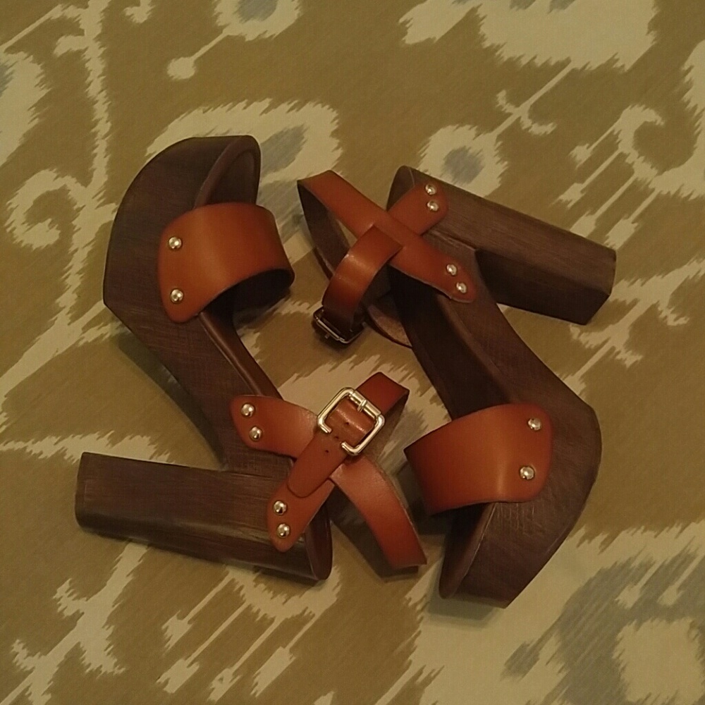 Vintage wooden platforms