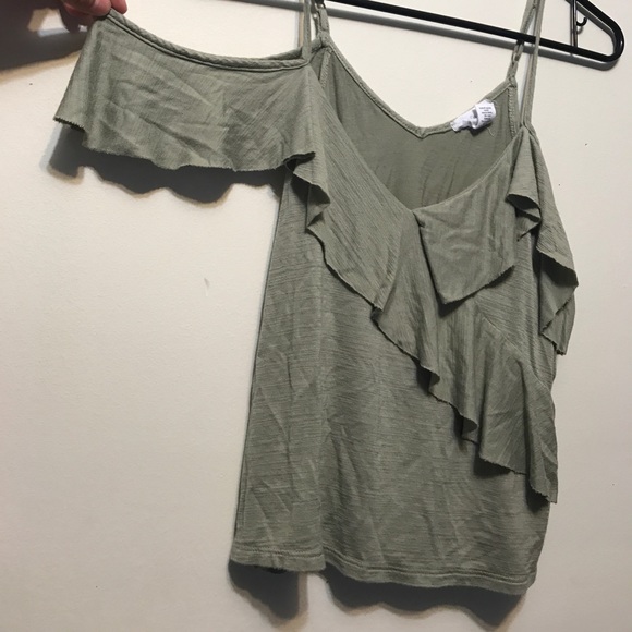 Green Ruffled Top - Picture 2 of 2