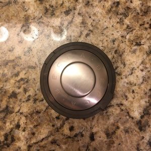 Becca Rose gold skin illuminator