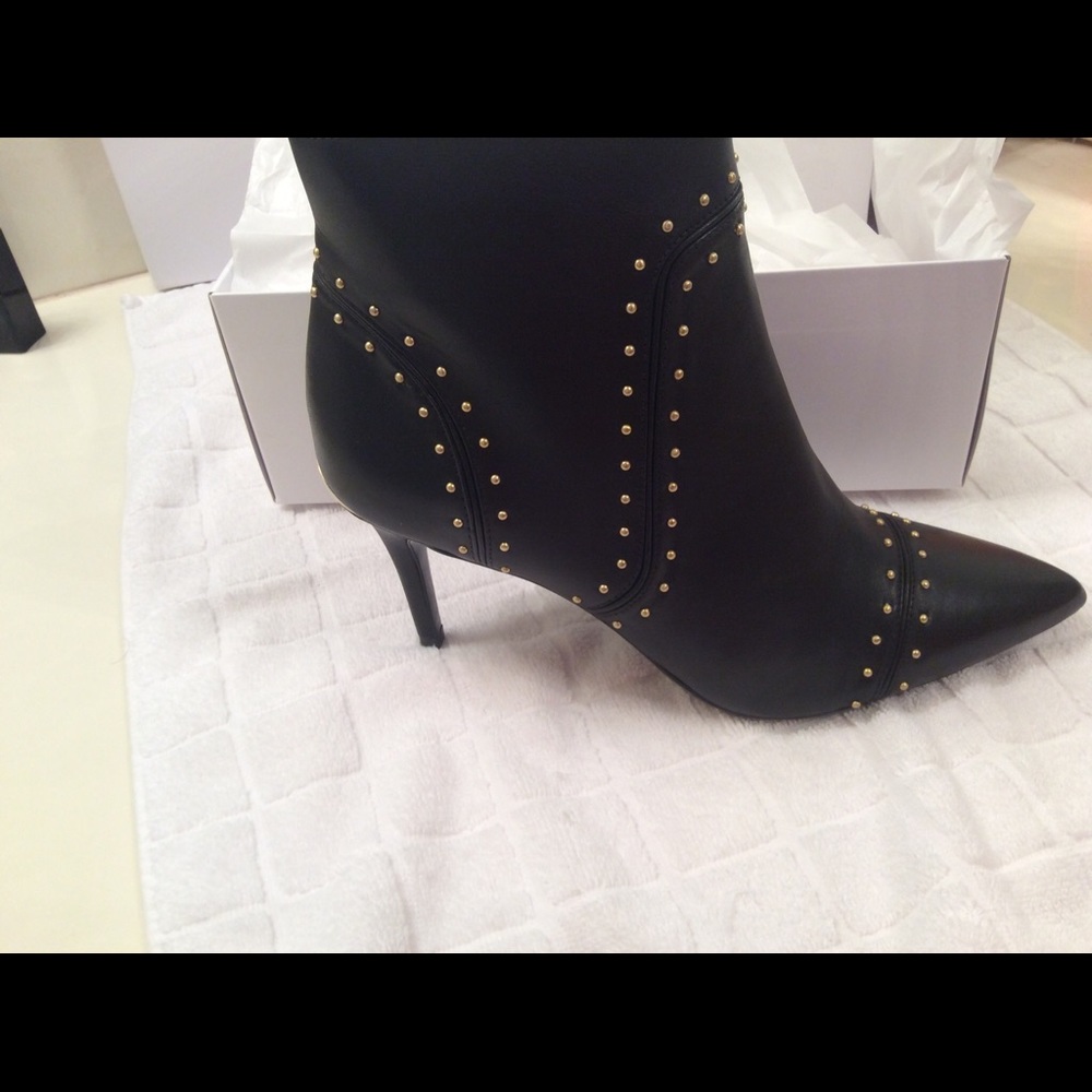 Brand New  Calvin Klein Studded Boots w/ Zip. - Picture 3 of 4