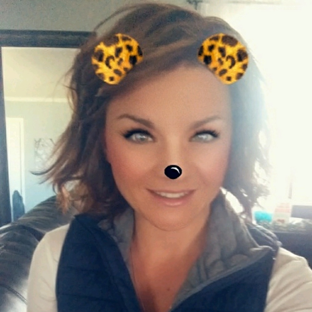 Meet your Posher, Tiffany