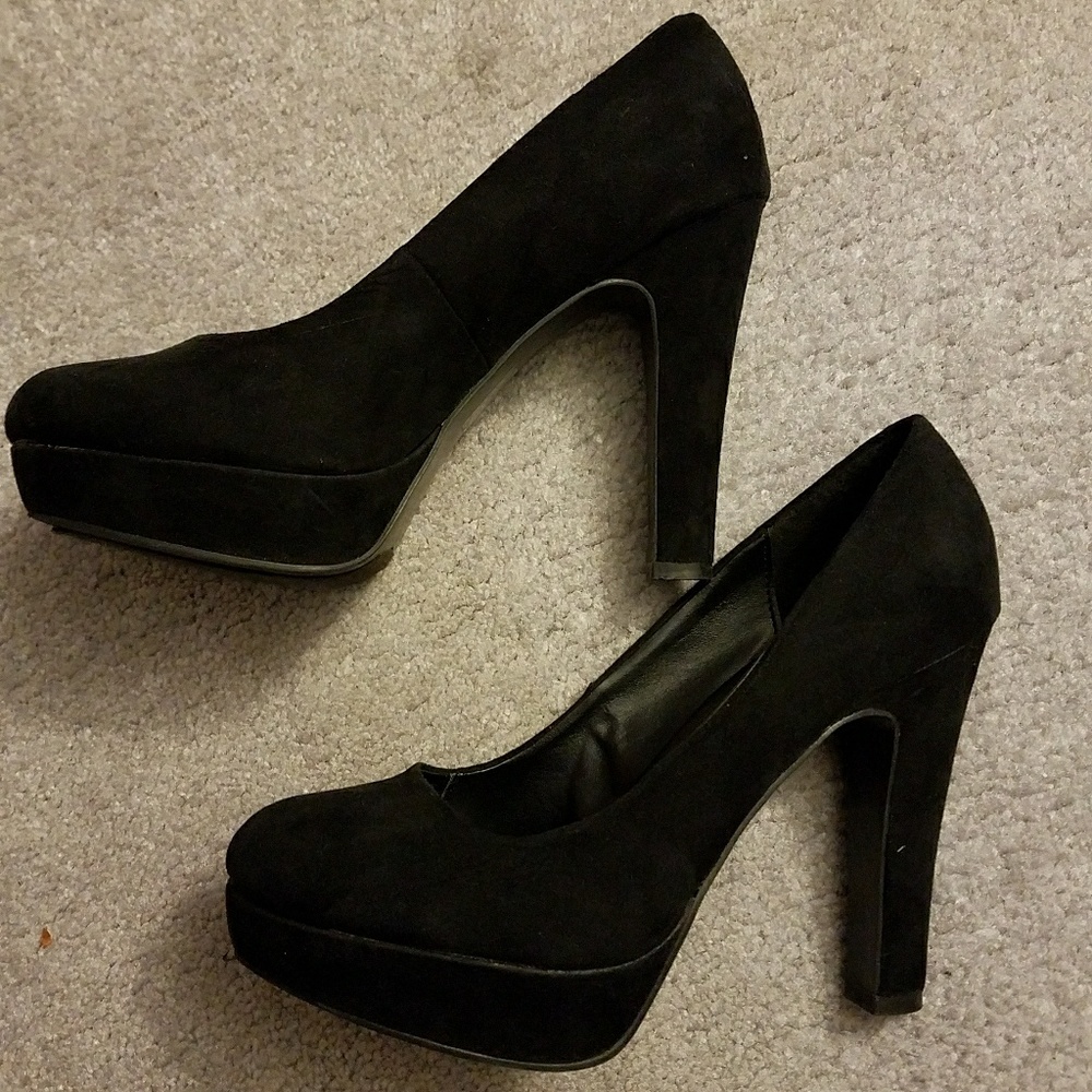 Platform heels - Picture 2 of 2
