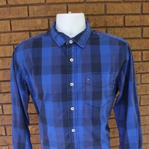 Tommy HIlfiger Black/Blue Custom Fit Shirt size LG
