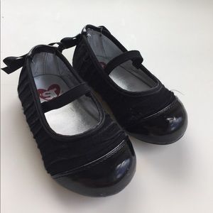 Stride Rite Ramona Mary Jane black dress shoes