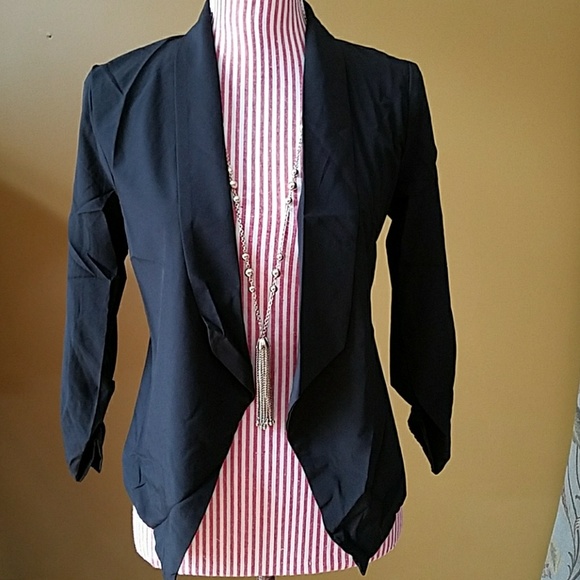 LAST ONE! Black Open Front Blazer/Top - Picture 3 of 4