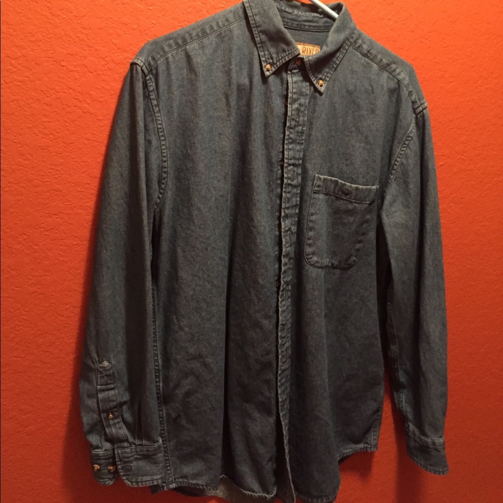 Sun river men's button down shirt.