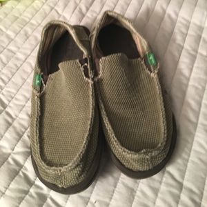Fairly new Sanuk boys shoes