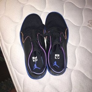 Air Jordan tennis shoes