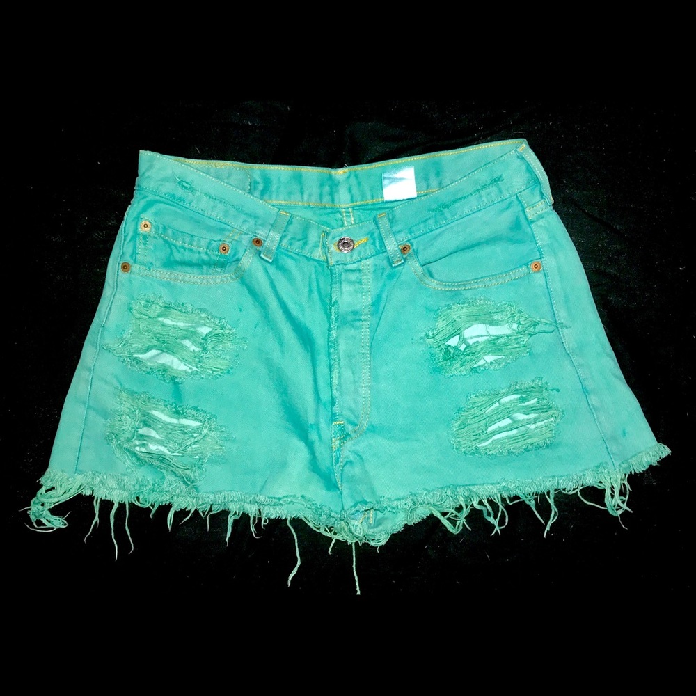 Urban Outfitters High waisted Denim Levi shorts