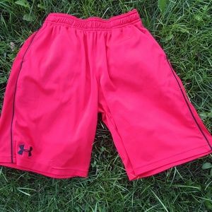 In good condition Under Armour basketball shorts