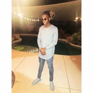 Meet your Posher, Deondre