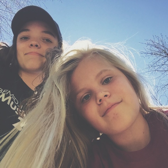 Meet your Posher, Faith - Picture 1 of 1