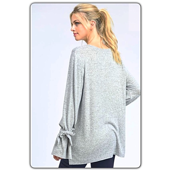 Feminine Soft Chic Tie Wrist Tunic Top SM sold - Picture 5 of 6