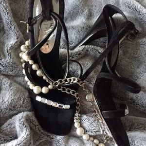 Donald J. Pliner Shoes