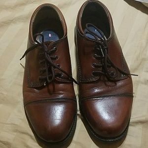Dockers mens brown leather dress shoe 10 w