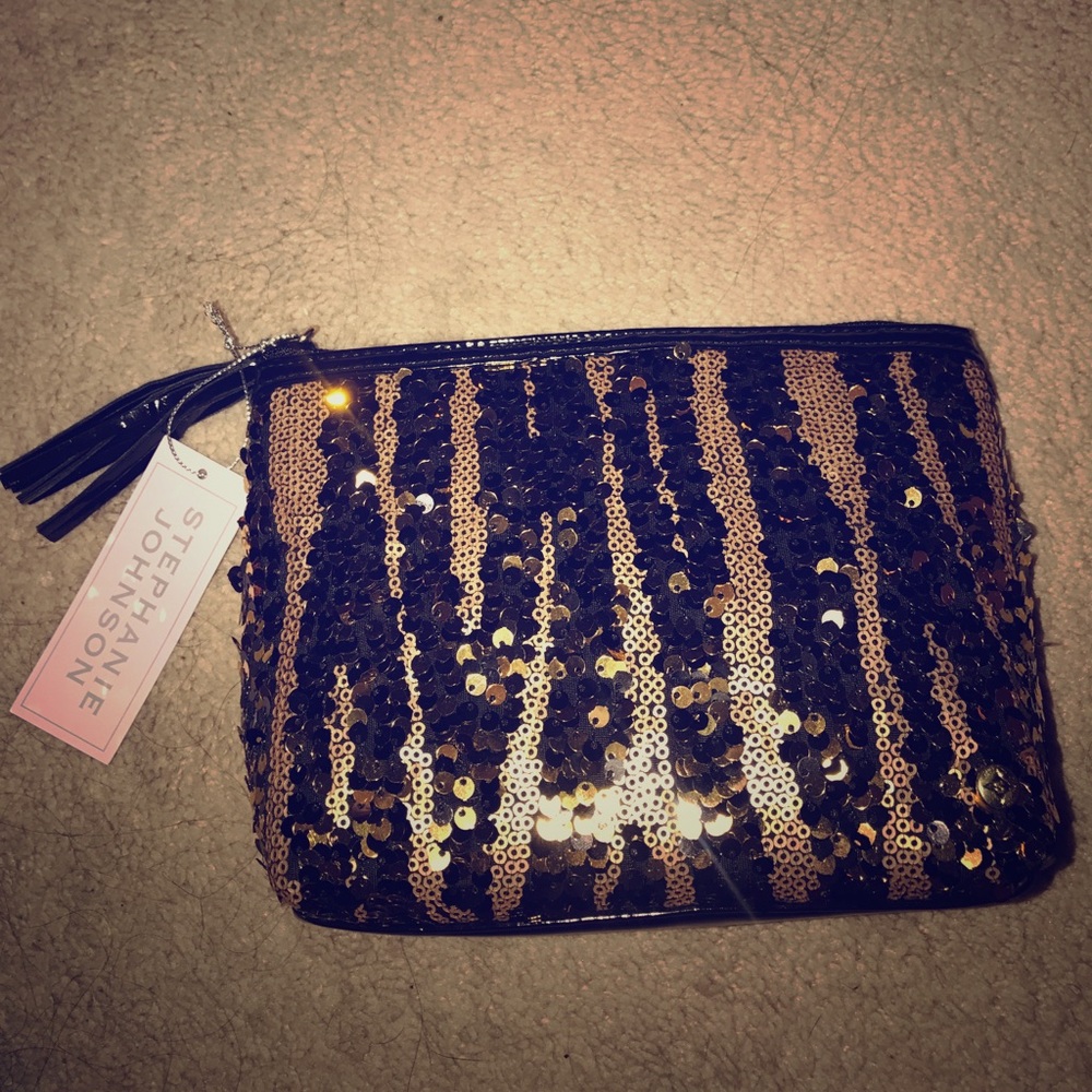 Makeup bag